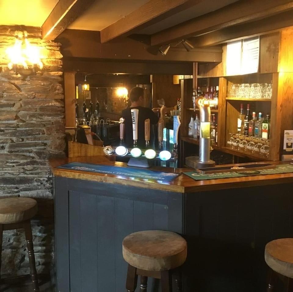 The Dolphin Inn Kingsbridge  Δωμάτιο φωτογραφία