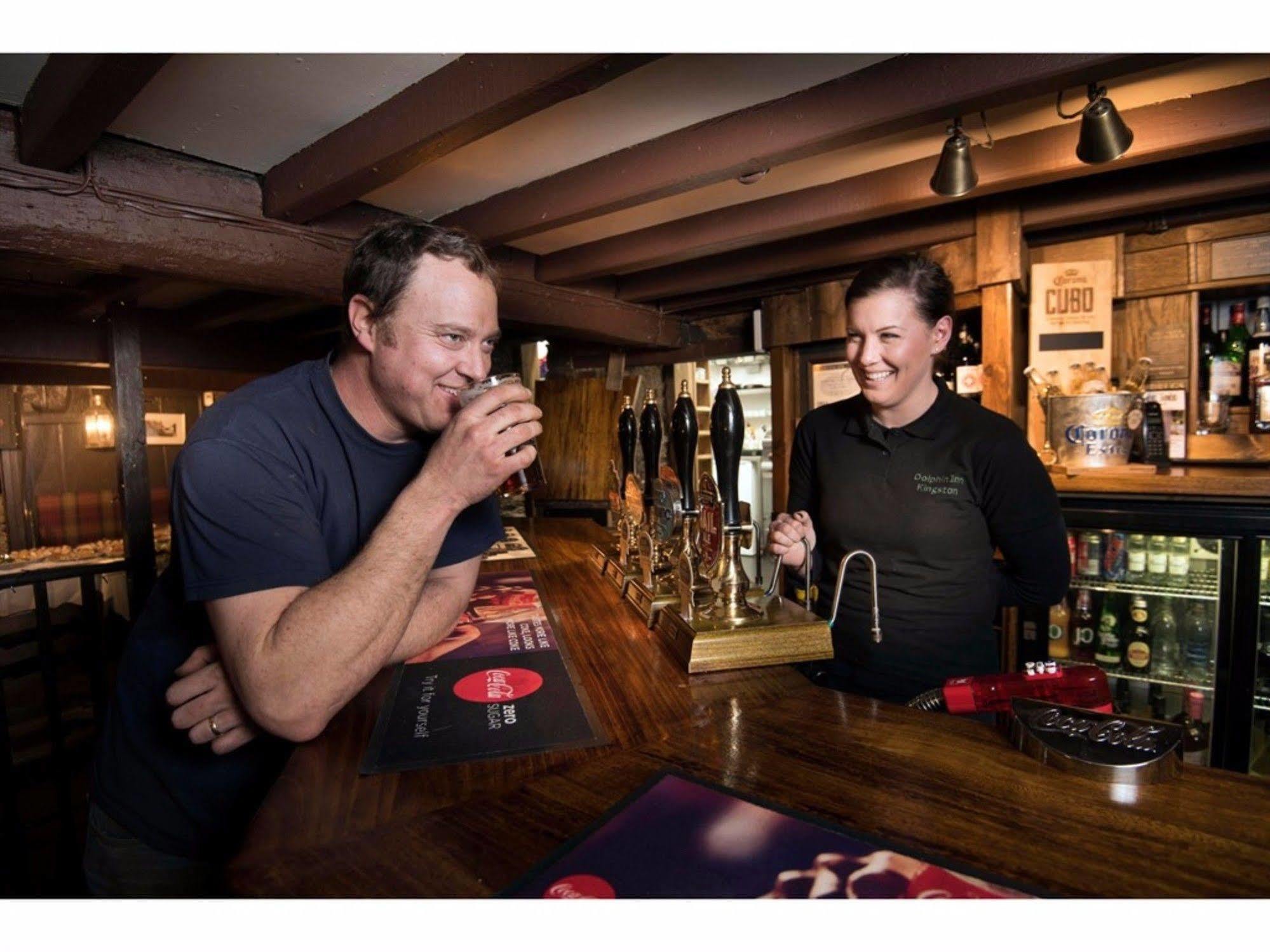 The Dolphin Inn Kingsbridge  Εξωτερικό φωτογραφία